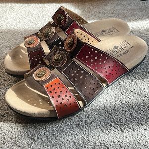 L'Artiste Spring Step sandals